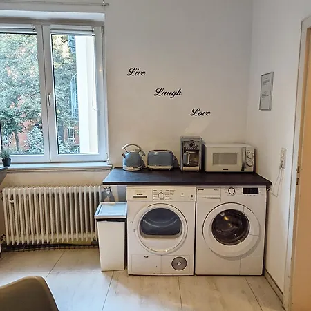 ダウンタウン スイート アパート